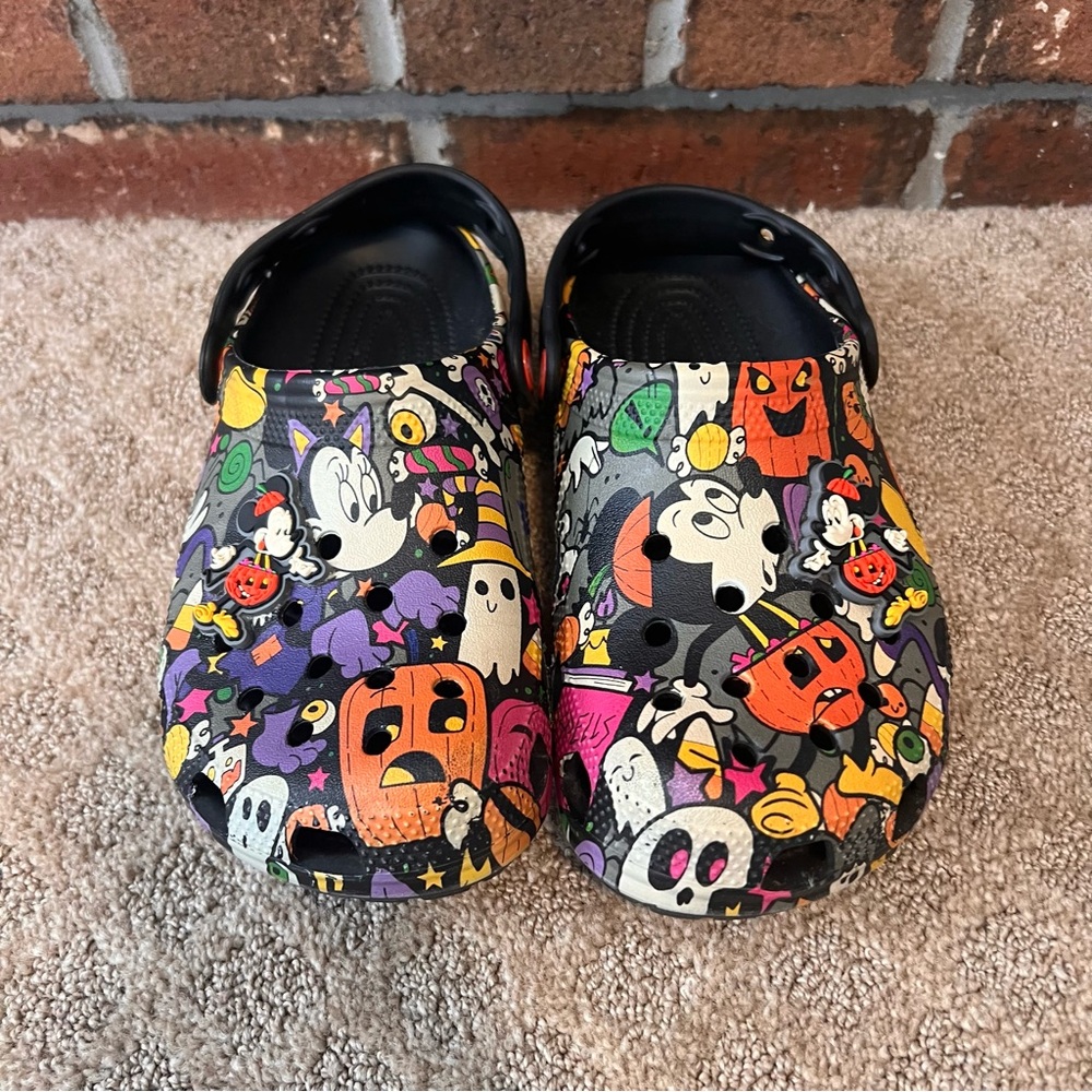 Disney Parks 2022 Crocs